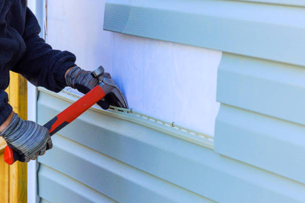 Reliable Emergency Siding Repair contractor in Haverford, PA by Squared Siding
